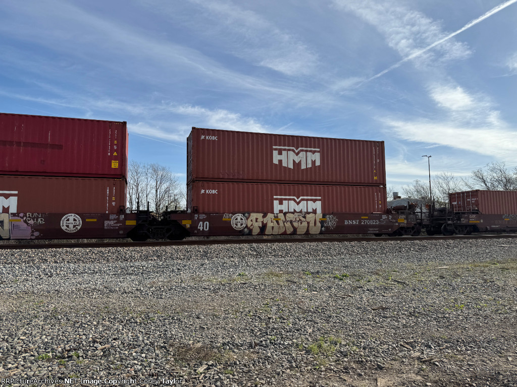 BNSF 270823
